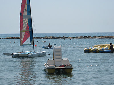 cyprus_4_96d.jpg (31664 bytes)
